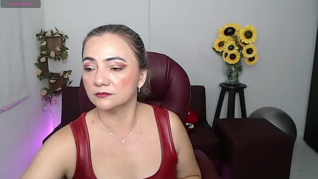 Ghada milf online show from March 20, 2026, 10:25 pm