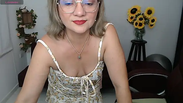 Ghada milf online show from May 3, 2026, 11:33 pm