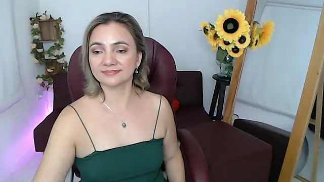Ghada milf online show from July 20, 2026, 11:40 pm