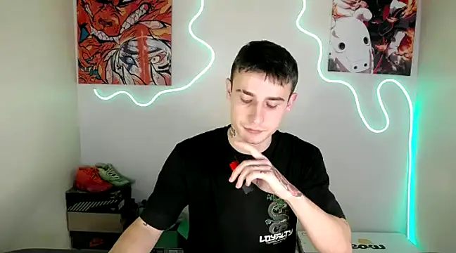 Snapshot of Mike_severi2 chatting on December 2, 2024, 8:52 am Mike severi2 online show from December 2, 2024, 8:52 am