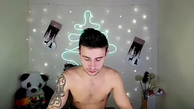 Snapshot of Mike_severi2 chatting on December 10, 2024, 11:54 am Mike severi2 online show from December 10, 2024, 11:54 am