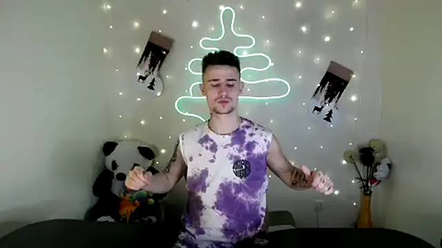 Snapshot of Mike_severi2 chatting on December 13, 2024, 1:01 pm Mike severi2 online show from December 13, 2024, 1:01 pm