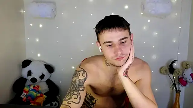 Snapshot of Mike_severi2 chatting on January 13, 2025, 10:14 am Mike severi2 online show from January 13, 2025, 10:14 am