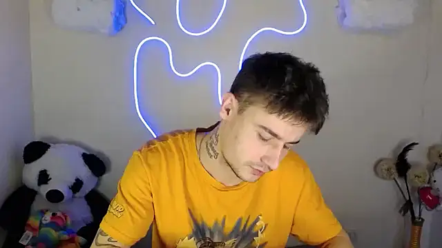 Snapshot of Mike_severi2 chatting on January 17, 2025, 10:44 am Mike severi2 online show from January 17, 2025, 10:44 am