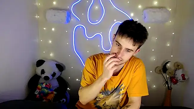 Snapshot of Mike_severi2 chatting on January 17, 2025, 1:46 pm Mike severi2 online show from January 17, 2025, 1:46 pm