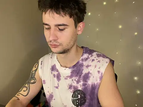 Snapshot of Mike_severi2 chatting on January 30, 2025, 5:52 am Mike severi2 online show from January 30, 2025, 5:52 am