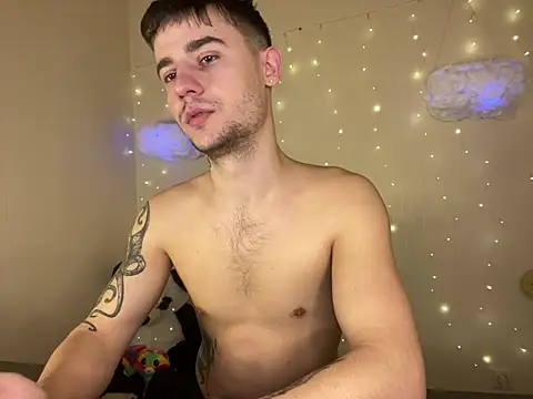 Snapshot of Mike_severi2 chatting on February 8, 2025, 7:15 am Mike severi2 online show from February 8, 2025, 7:15 am