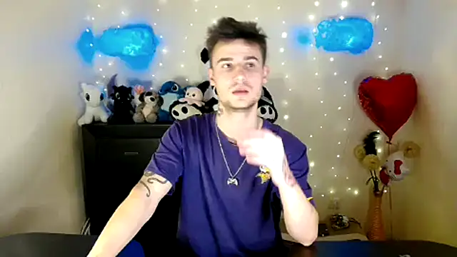 Snapshot of Mike_severi2 chatting on February 22, 2025, 4:30 pm Mike severi2 online show from February 22, 2025, 4:30 pm