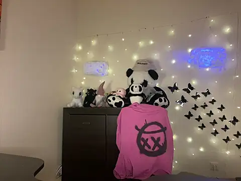 Snapshot of Mike_severi2 chatting on March 18, 2025, 9:42 am Mike severi2 online show from March 18, 2025, 9:42 am