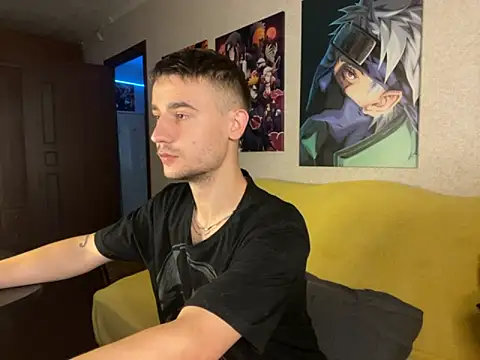 Snapshot of Mike_severi2 chatting on September 18, 2025, 7:32 am Mike severi2 online show from September 18, 2025, 7:32 am