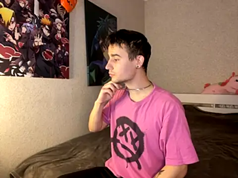 Snapshot of Mike_severi2 chatting on November 2, 2025, 8:17 am Mike severi2 online show from November 2, 2025, 8:17 am