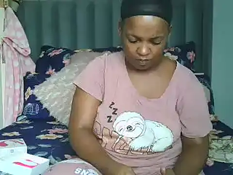 Snapshot of Amberbela chatting on January 13, 2025, 8:15 am Amberbela online show from January 13, 2025, 8:15 am