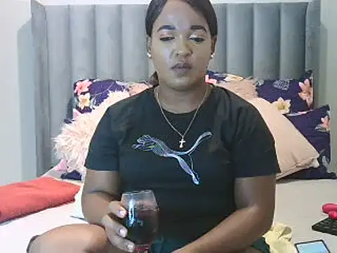 Snapshot of Amberbela chatting on January 25, 2025, 5:51 pm Amberbela online show from January 25, 2025, 5:51 pm