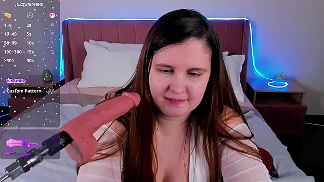 Snapshot of Miley_Brown_ chatting on March 21, 2025, 7:44 am Miley Brown  online show from March 21, 2025, 7:44 am