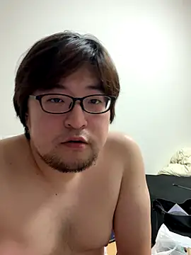 yuuki198912 online show from November 11, 2025, 5:13 pm