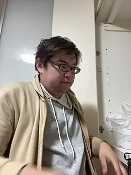 yuuki198912 online show from March 24, 2026, 4:45 pm