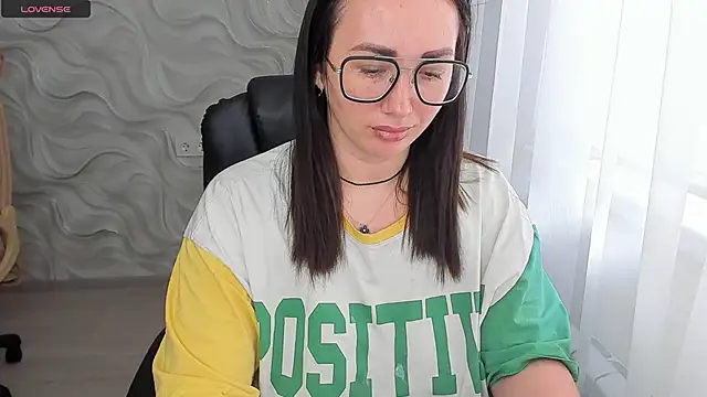 Kendra SXY online show from November 22, 2025, 7:51 am