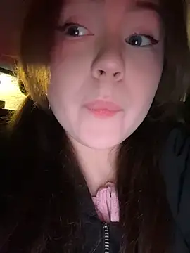 Peachy Dream online show from April 25, 2026, 6:27 pm