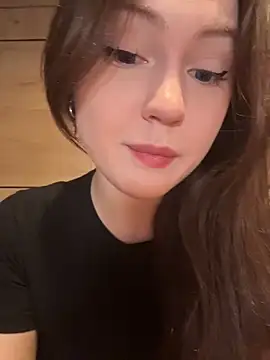 Peachy Dream online show from May 15, 2026, 5:09 pm