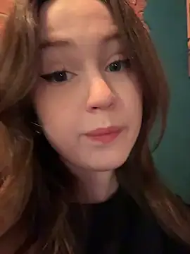 Peachy Dream online show from May 18, 2026, 6:03 pm