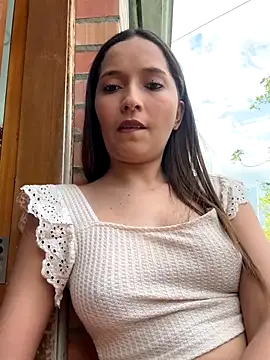 Penelope-Hot online show from November 26, 2025, 9:05 pm