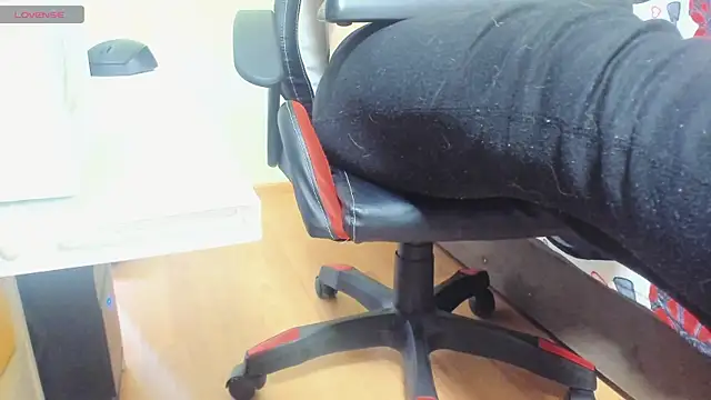 Snapshot of Queen_Sport chatting on February 17, 2025, 8:41 am Queen Sport online show from February 17, 2025, 8:41 am