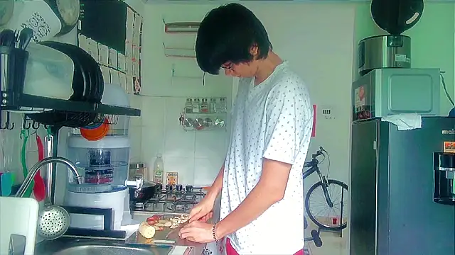 Snapshot of Andy_gray chatting on March 19, 2026, 12:20 pm Andy gray online show from March 19, 2026, 12:20 pm