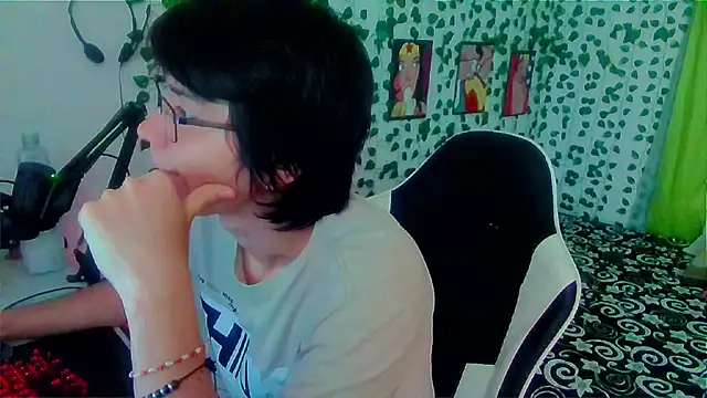 Snapshot of Andy_gray chatting on March 24, 2026, 3:17 pm Andy gray online show from March 24, 2026, 3:17 pm