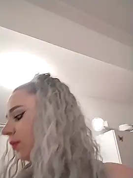 AdelinaJude online show from February 20, 2026, 9:48 pm