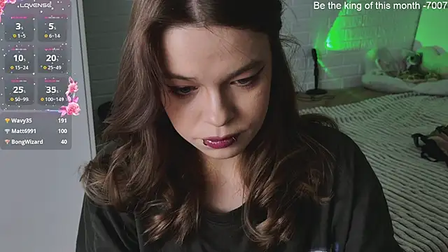 ValBae online show from March 22, 2025, 3:42 pm