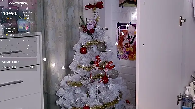 Snapshot of ValBae chatting on February 15, 2026, 10:50 pm ValBae online show from February 15, 2026, 10:50 pm