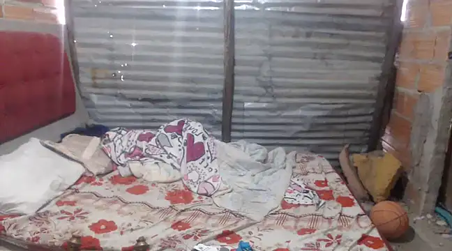 Snapshot of jjannakinky chatting on March 3, 2025, 7:39 pm jjannakinky online show from March 3, 2025, 7:39 pm