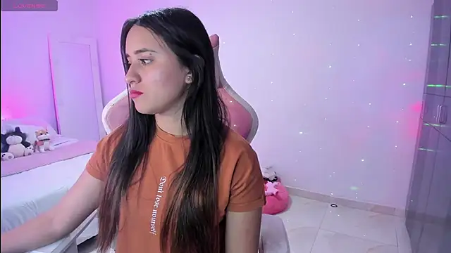 Tinylottie online show from September 24, 2025, 1:42 am