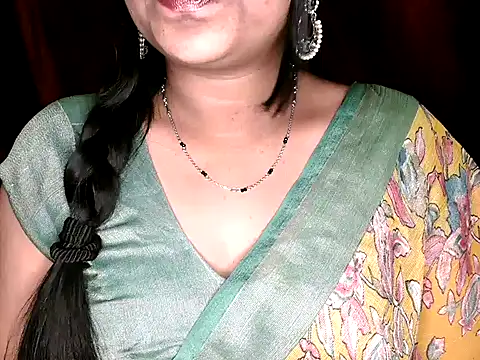 shila20 online show from October 18, 2025, 5:46 pm