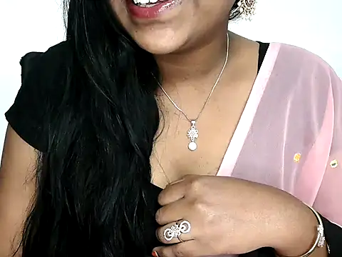 shila20 online show from November 4, 2025, 6:40 pm