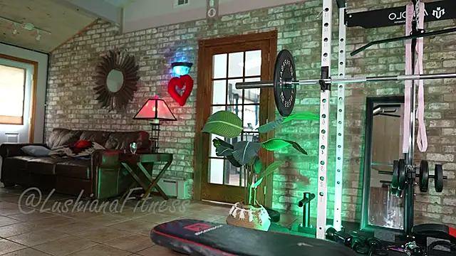 LushianaFitness online show from June 26, 2026, 6:12 pm