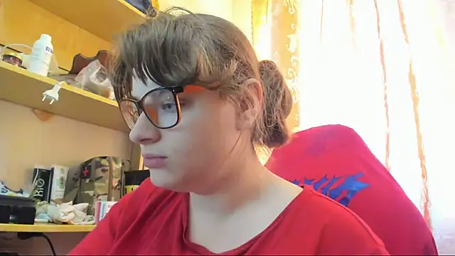 Seductive She Wolf online show from June 8, 2026, 5:57 pm