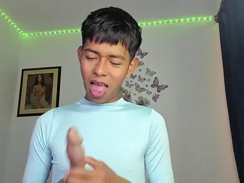 horny pair online show from August 9, 2026, 2:22 pm