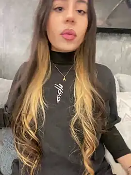 AbyThompson online show from January 11, 2025, 9:25 pm
