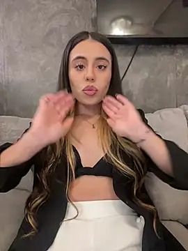 AbyThompson online show from January 15, 2025, 3:22 am
