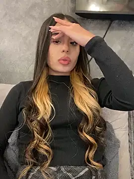 AbyThompson online show from January 23, 2025, 10:22 pm