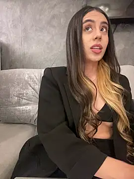 AbyThompson online show from January 29, 2025, 1:27 am
