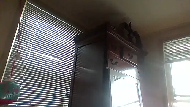 KatieBARBiE98 online show from September 25, 2025, 10:02 pm