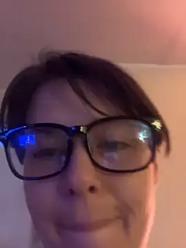 KatieBARBiE98 online show from October 11, 2025, 10:41 pm