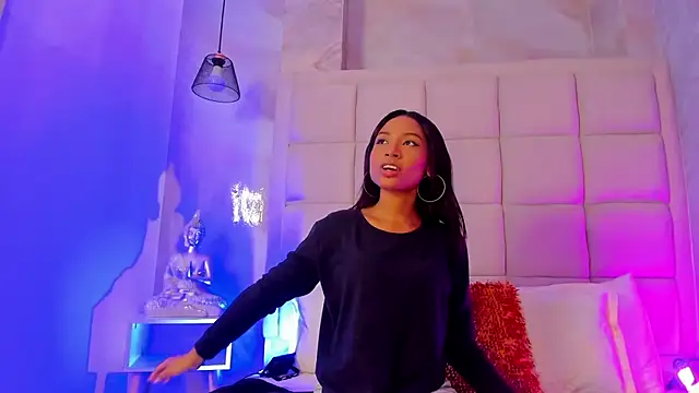 andymiller  online show from November 29, 2025, 1:03 pm