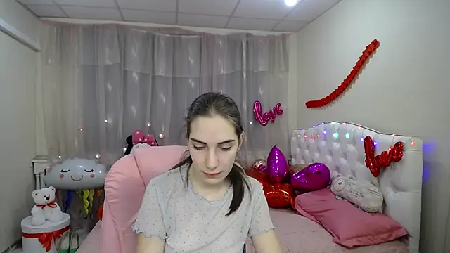 NikaStark  online show from February 3, 2025, 10:32 pm