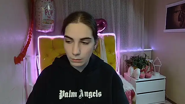 NikaStark  online show from February 28, 2025, 7:46 pm