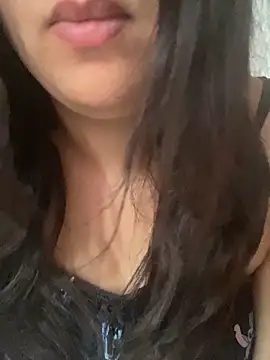 Snapshot of yassminsexy22 chatting on October 26, 2025, 12:00 pm yassminsexy22 online show from October 26, 2025, 12:00 pm