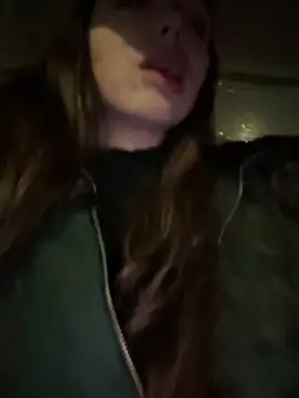 pantyless online show from November 22, 2025, 12:31 am