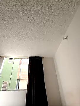 Snapshot of Bonny_Klote chatting on December 16, 2024, 1:43 pm Bonny Klote online show from December 16, 2024, 1:43 pm